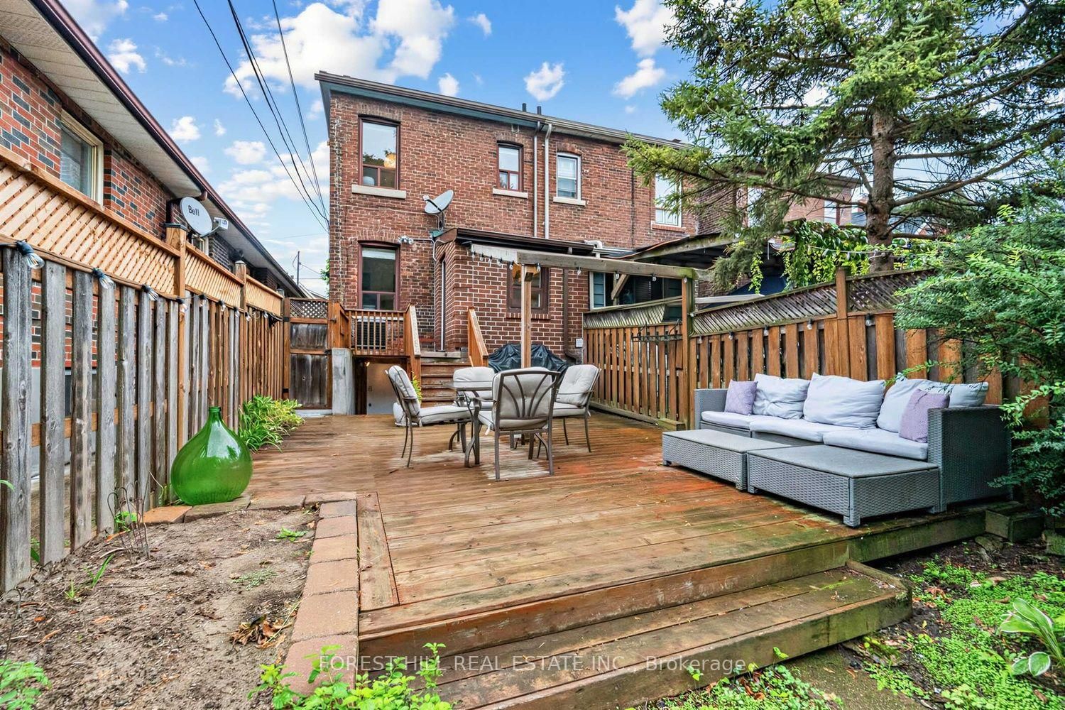 266 Harvie Avenue • Toronto, ON photo 32
