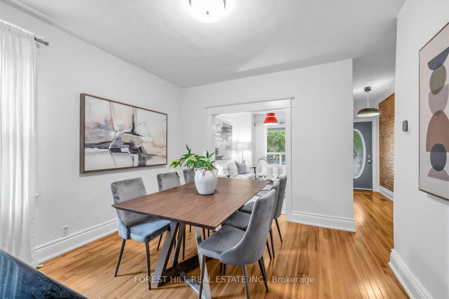 266 Harvie Avenue • Toronto, ON photo 9