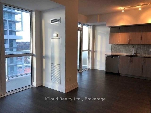 812 - 55 Speers Road