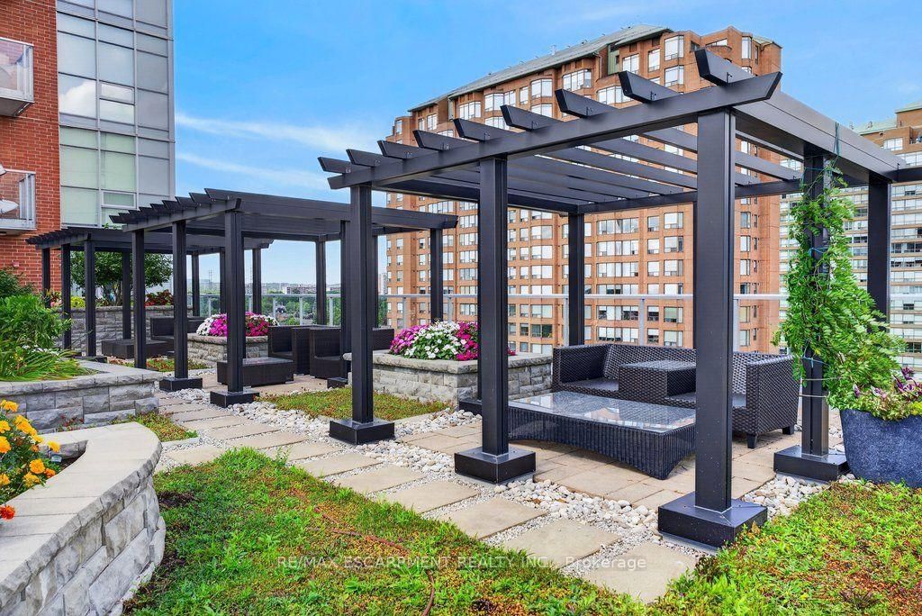 551 Maple Avenue • #612 • Burlington, ON photo 32