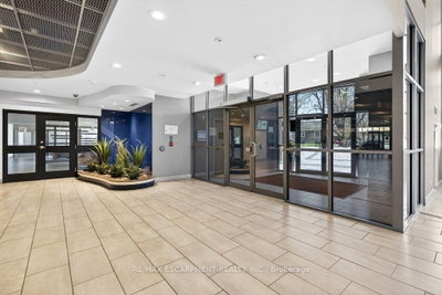 551 Maple Avenue • #612 • Burlington, ON photo 4