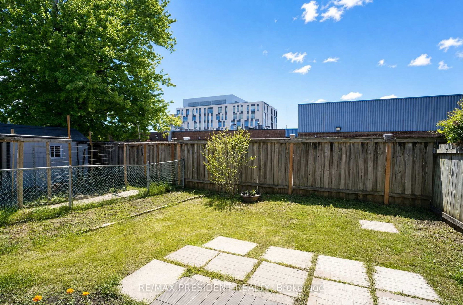 29 Norbrook Crescent • Toronto, ON photo 21