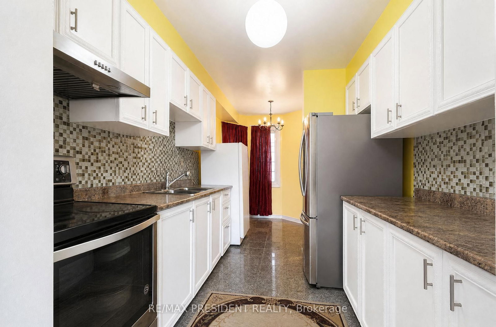 29 Norbrook Crescent • Toronto, ON photo 9