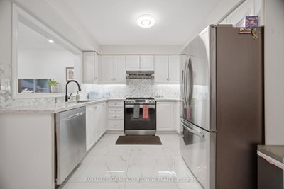 6623 Blackheath Ridge • Mississauga, ON photo 6