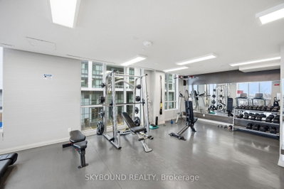 60 Annie Craig Drive • #B714 • Toronto, ON photo 4
