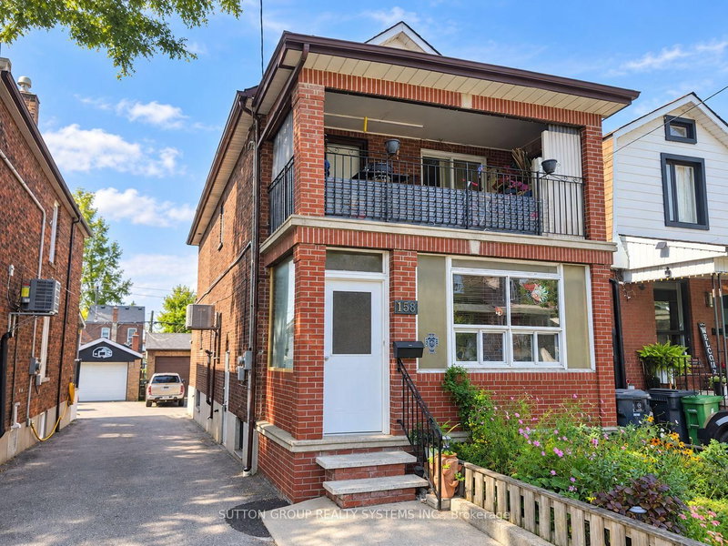 158 Blackthorn Avenue