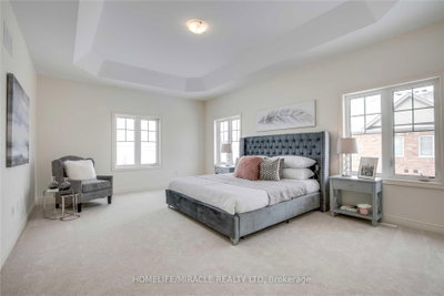 383 Robert Parkinson Brampton,ON L7A 0C4 — Photo 5