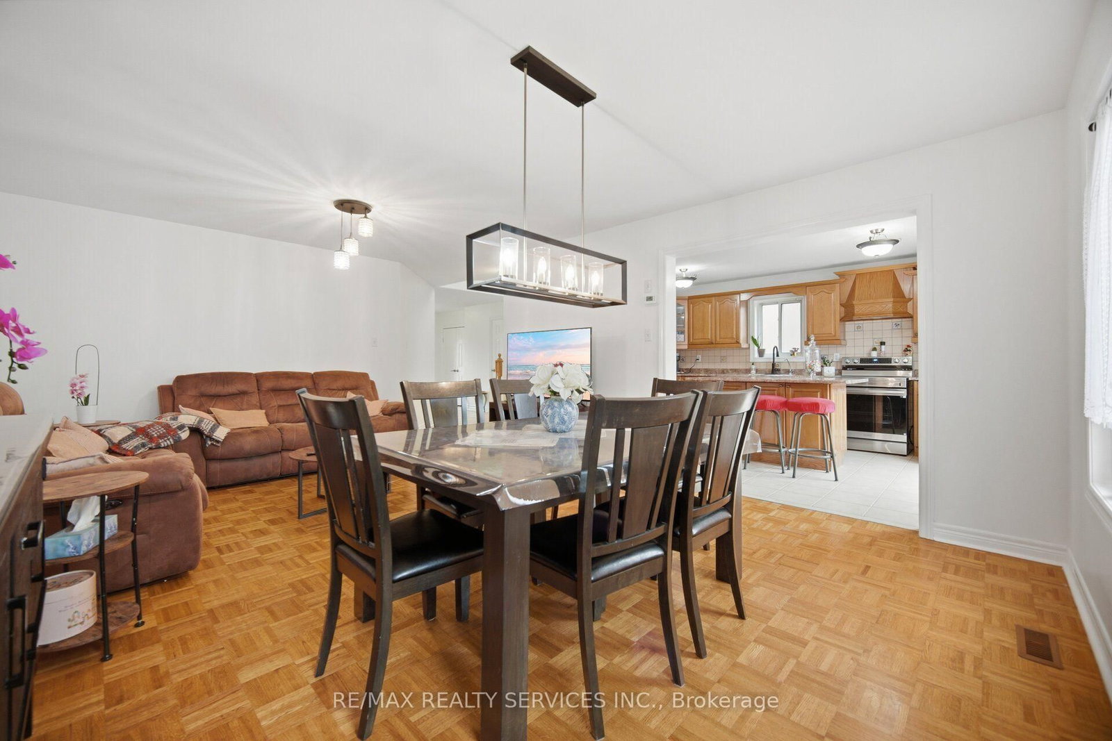 92 Farthingale Crescent • Brampton, ON photo 12