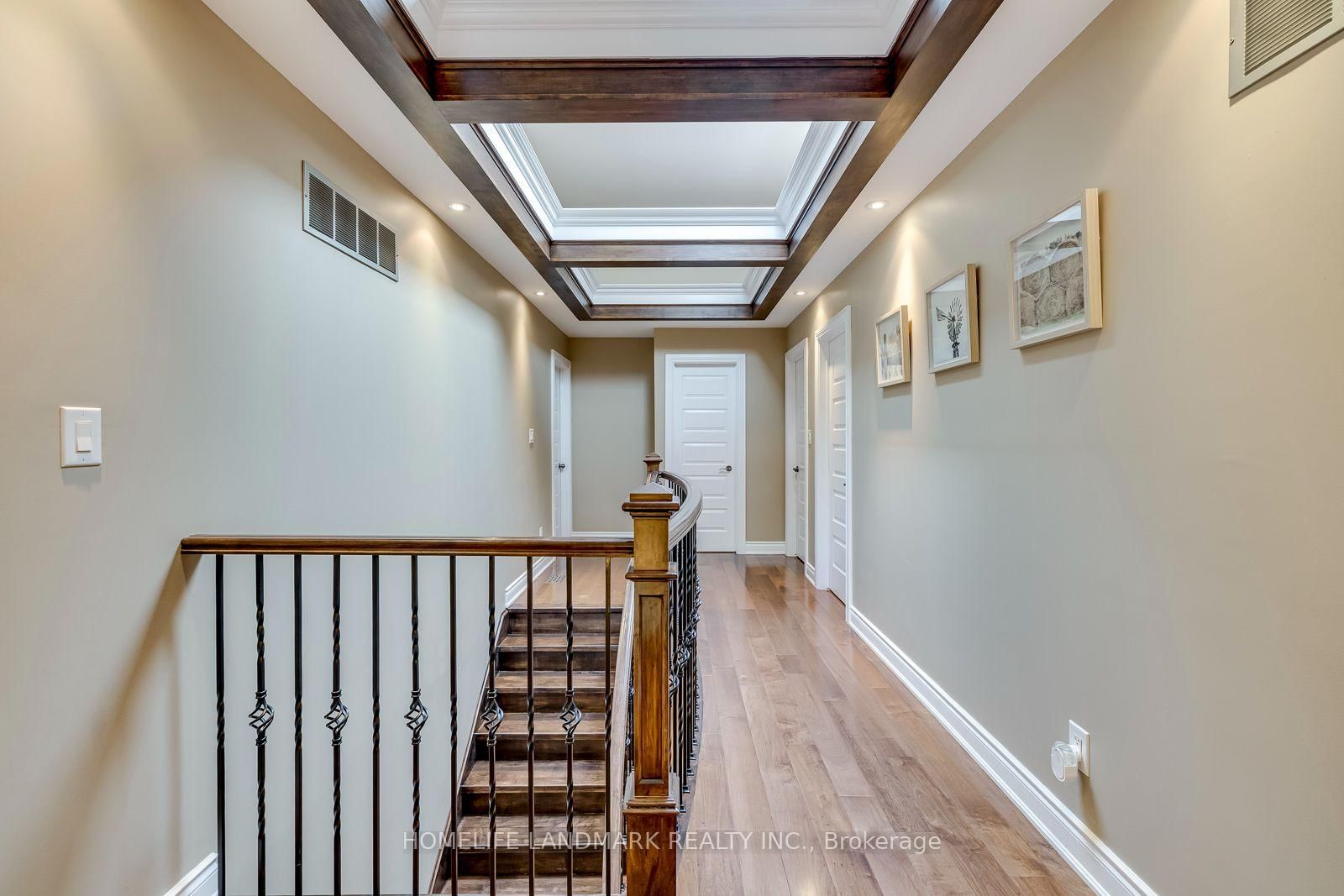 2333 Bennington Gate • Oakville, ON photo 18
