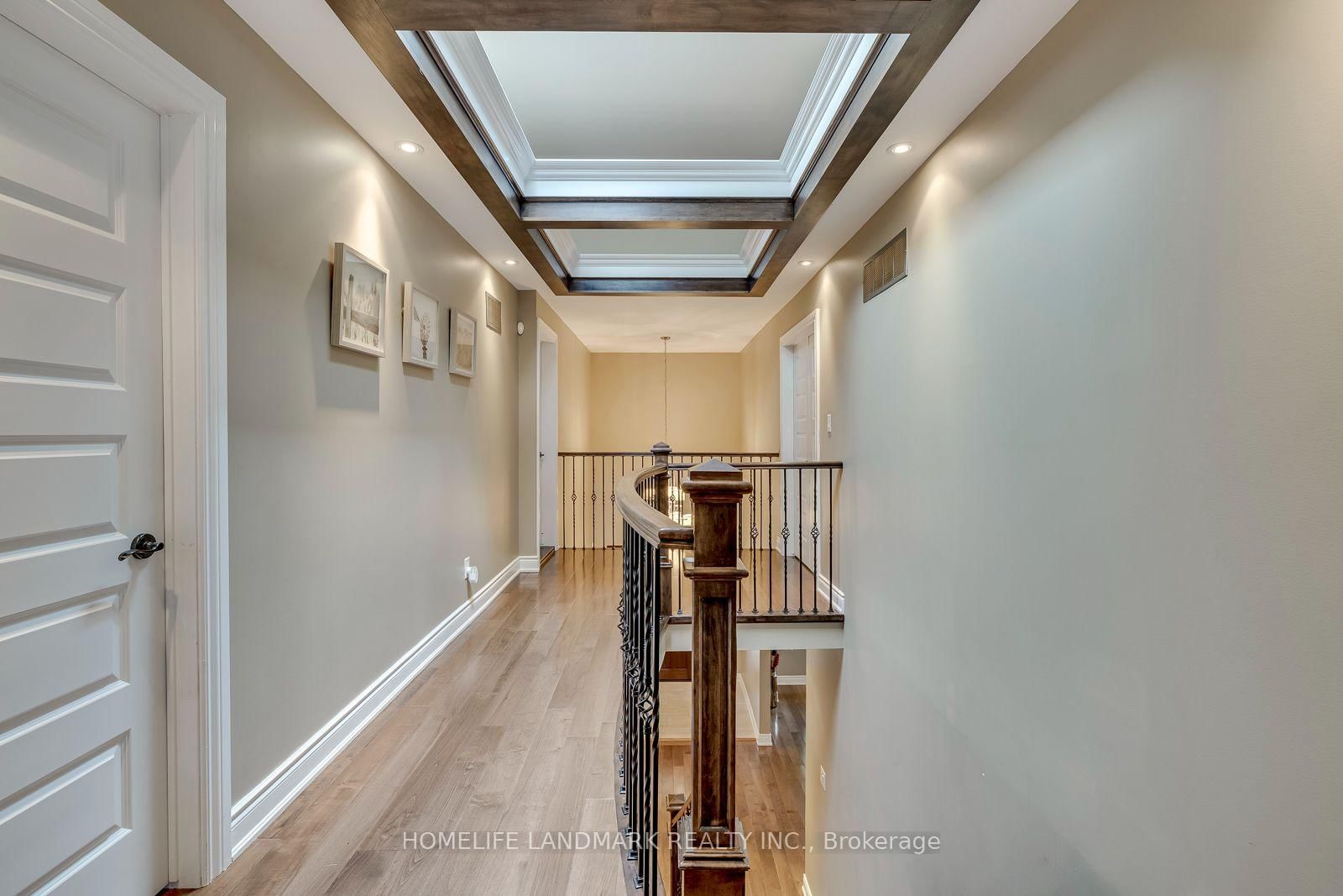 2333 Bennington Gate • Oakville, ON photo 19