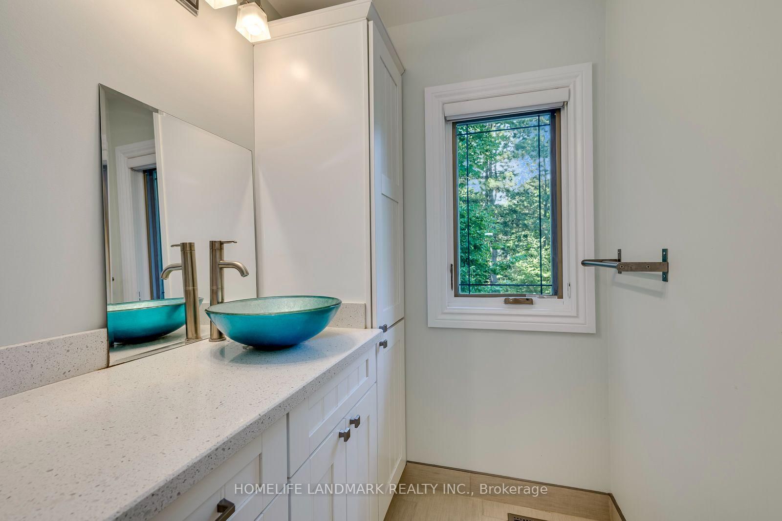 2333 Bennington Gate • Oakville, ON photo 28