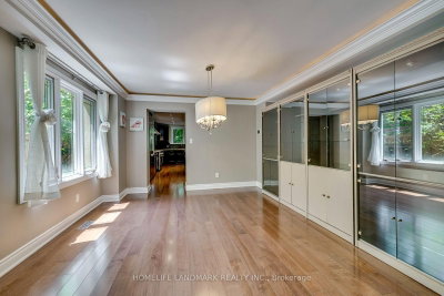 2333 Bennington Gate • Oakville, ON photo 6