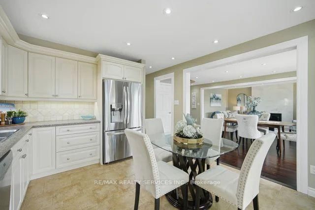 20 Noontide Court • Brampton, ON photo 12