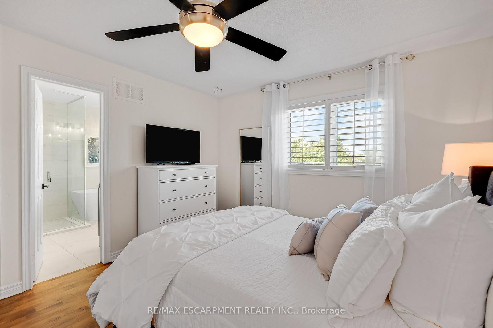 4013 Jarvis Crescent • Burlington, ON photo 22