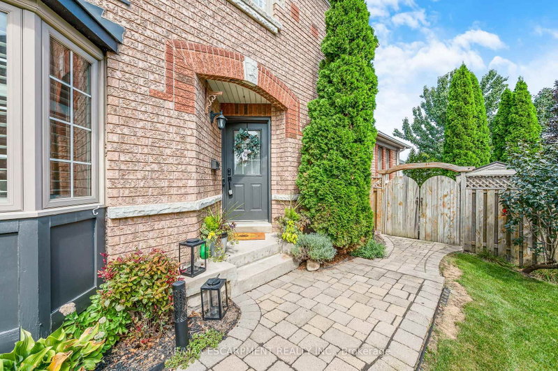 4013 Jarvis Crescent