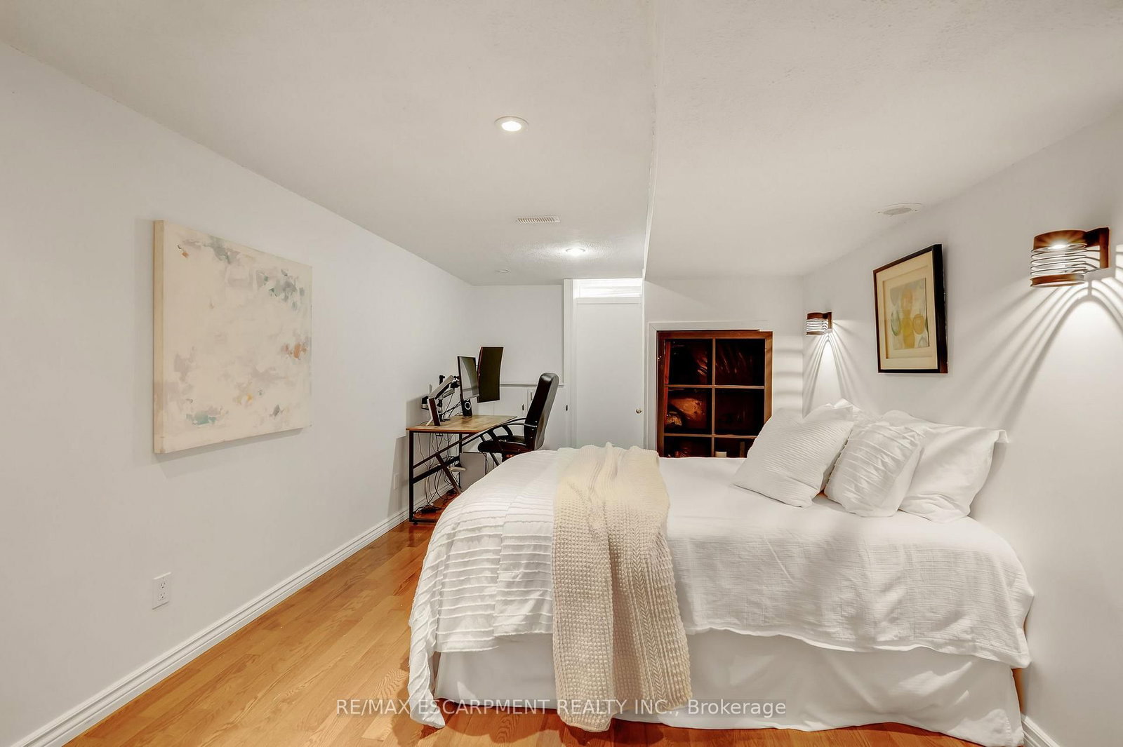 4013 Jarvis Crescent • Burlington, ON photo 35