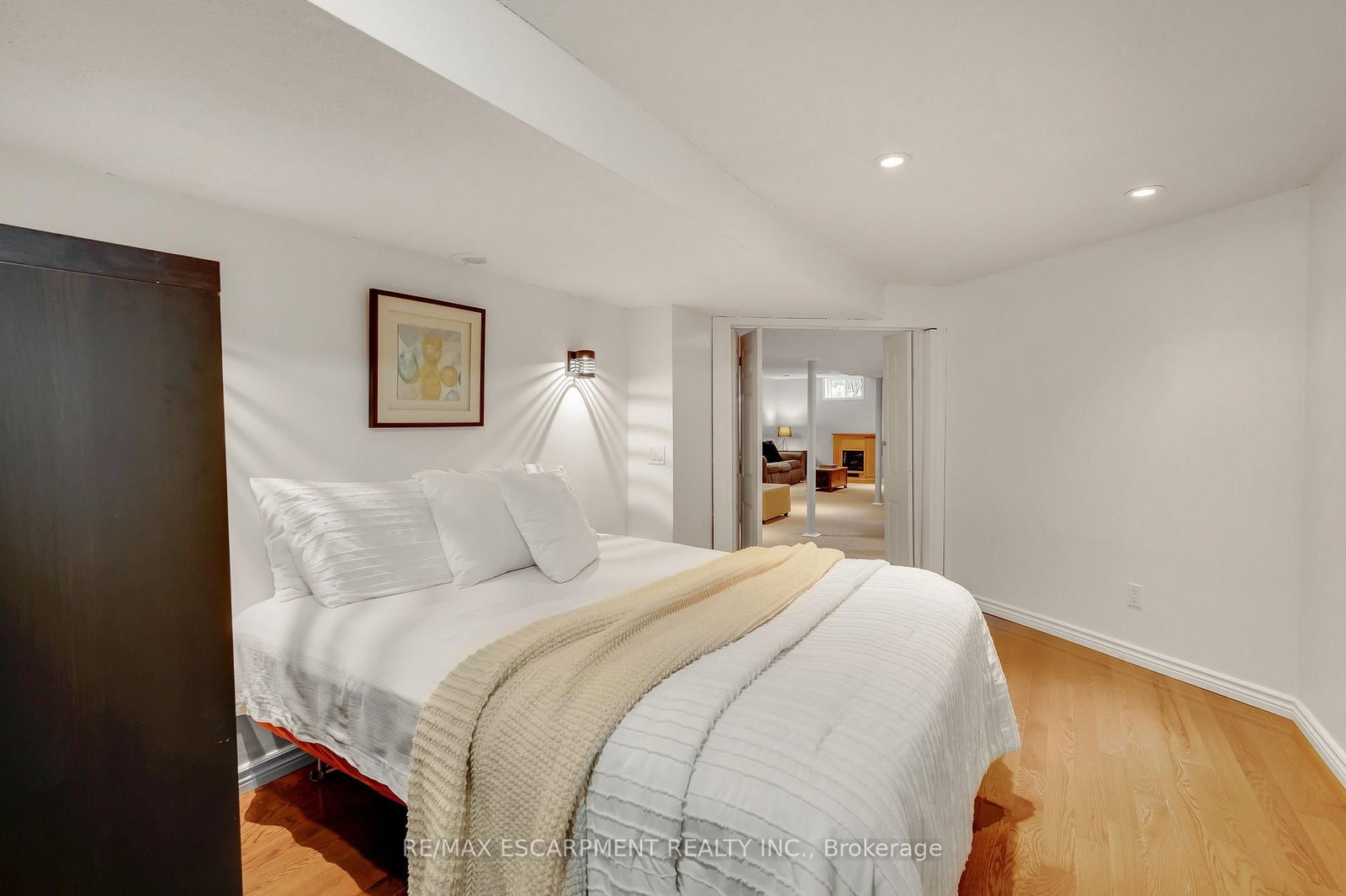 4013 Jarvis Crescent • Burlington, ON photo 36