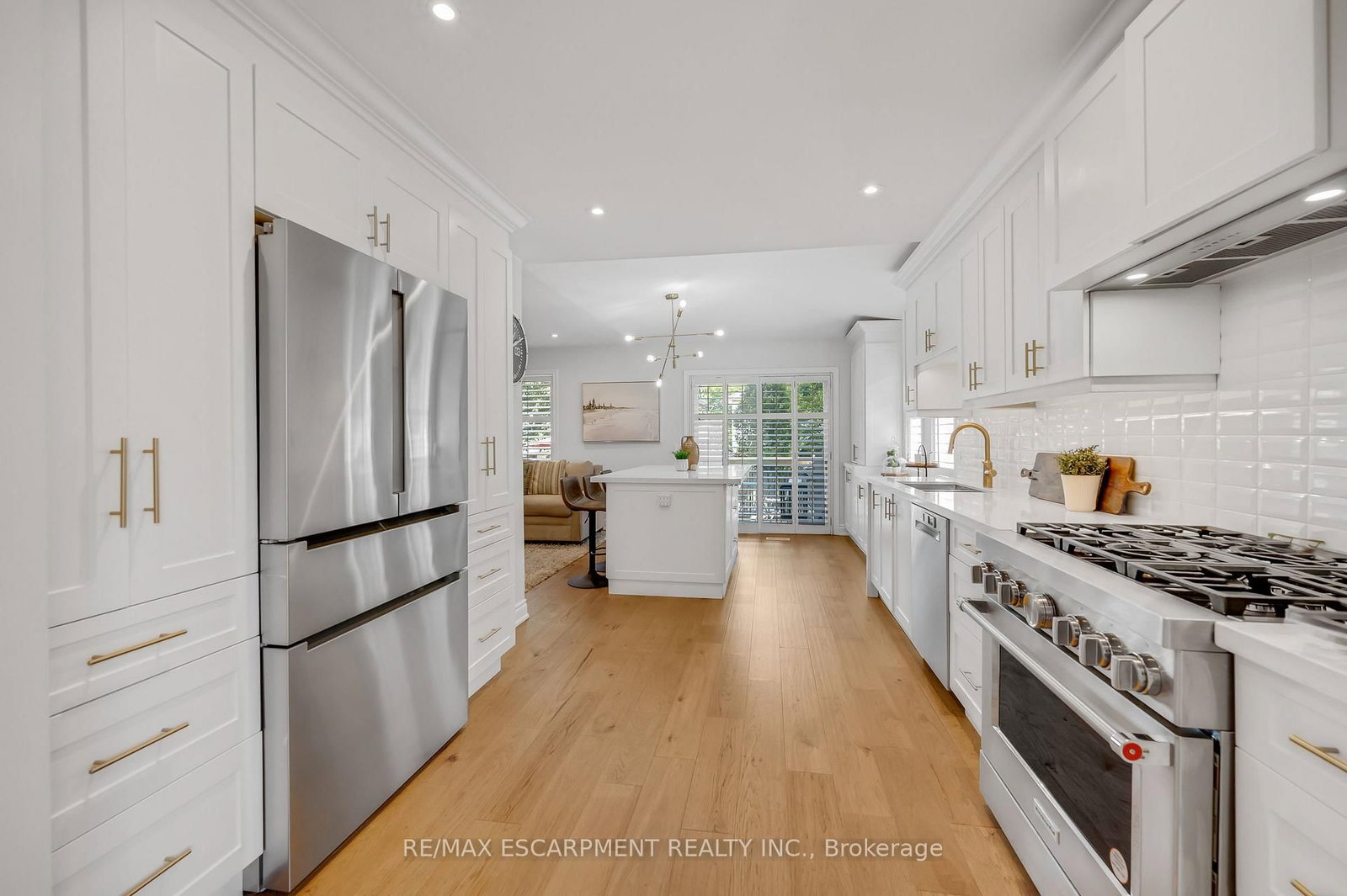 4013 Jarvis Crescent • Burlington, ON photo 6