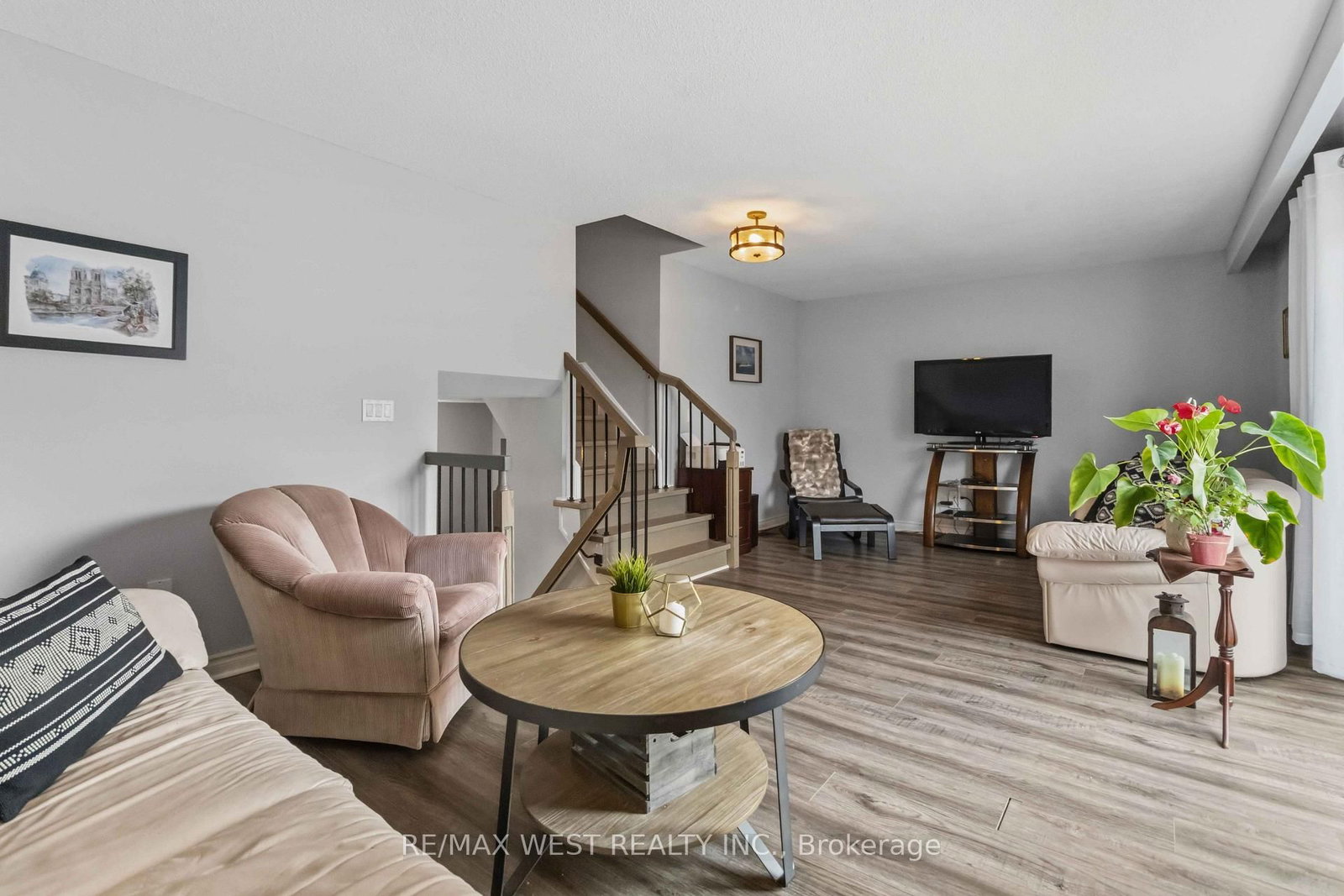 41 Winterfold Dr Drive • Brampton, ON photo 12