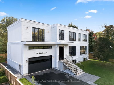 480 Scarsdale Oakville,ON L6L 3W7 — Photo 1