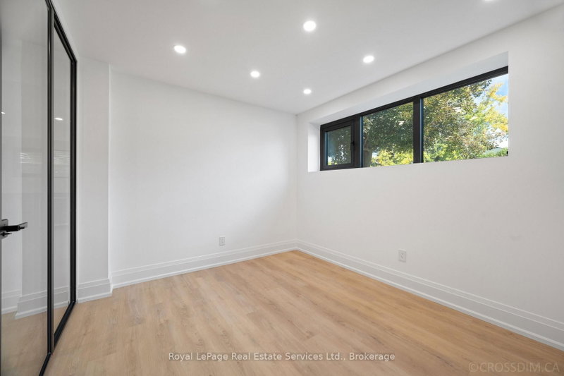 480 Scarsdale Oakville,ON L6L 3W7 — Photo 38