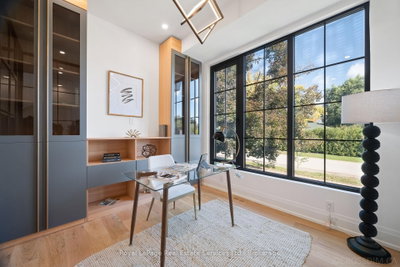 480 Scarsdale Crescent • Oakville, ON photo 9