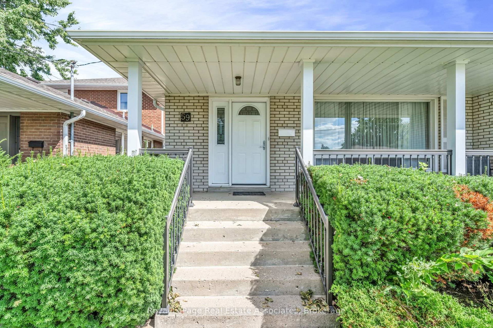 59 Stapleton Drive • Toronto, ON photo 3