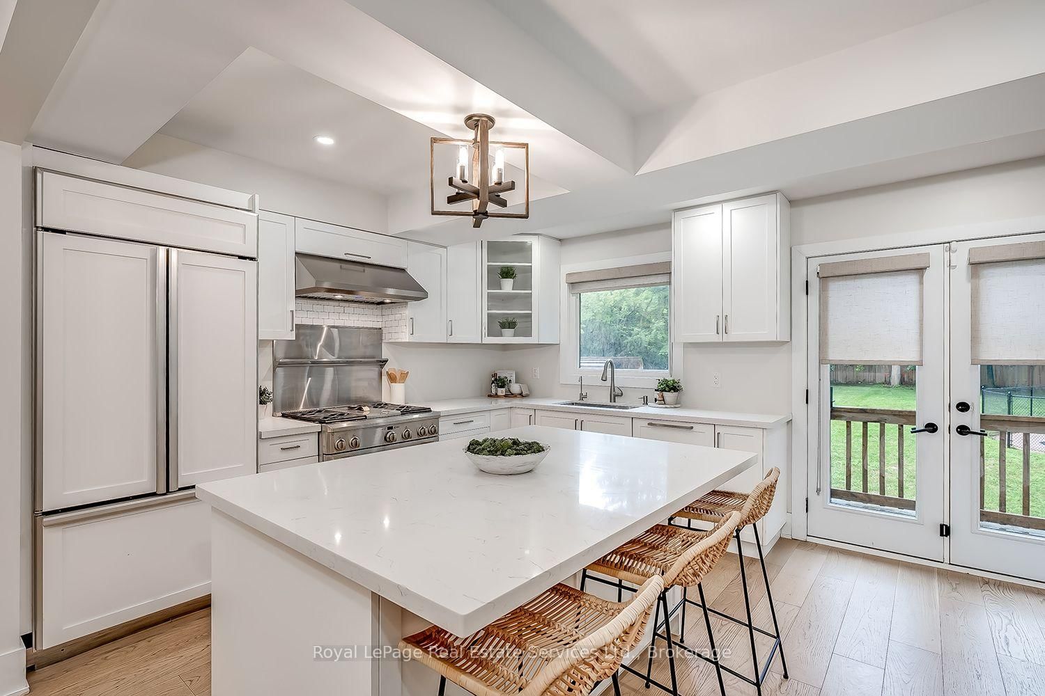 59 Fairwood Place E • Burlington, ON photo 14