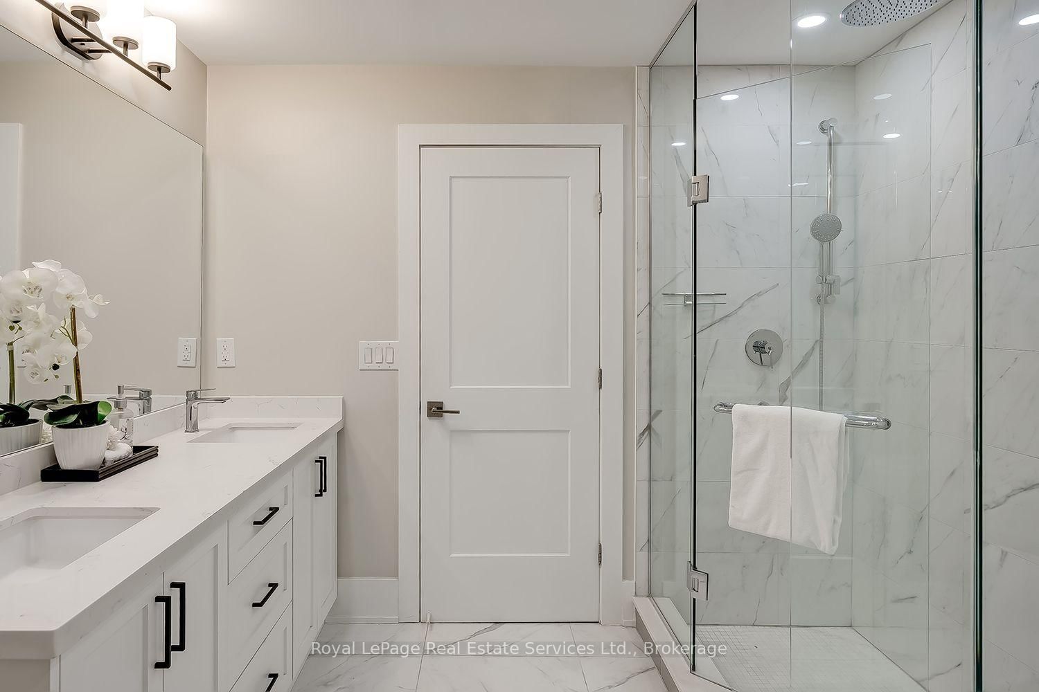 59 Fairwood Place E • Burlington, ON photo 23