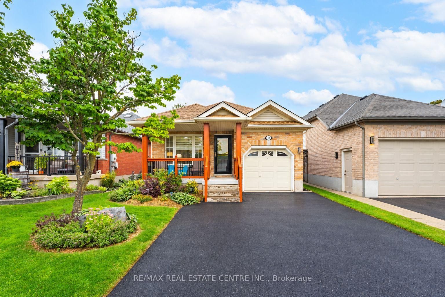 99 Glengarry Road • Orangeville, ON photo 1