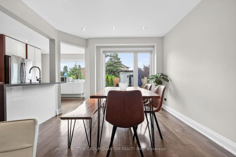 4413 Lee Mississauga,ON L4W 4A9 — Photo 13
