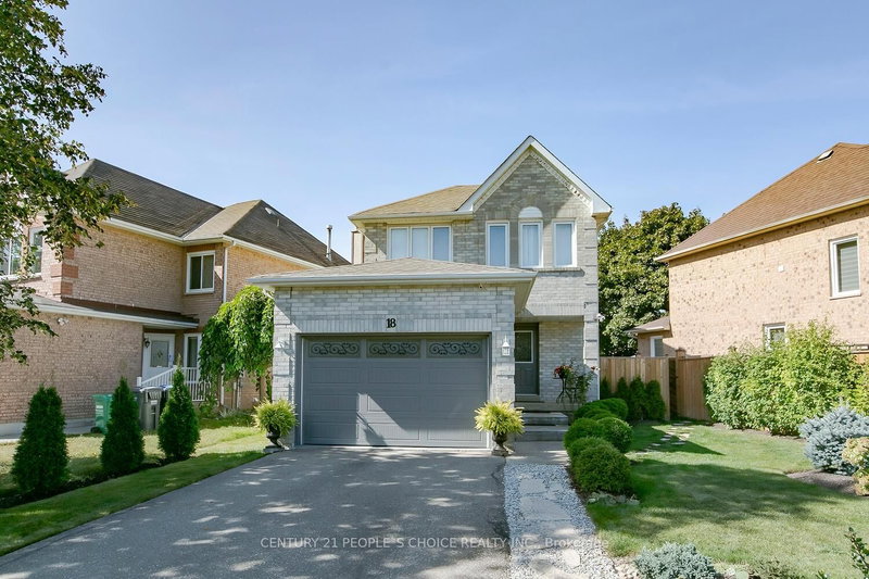 18 Hood Crescent