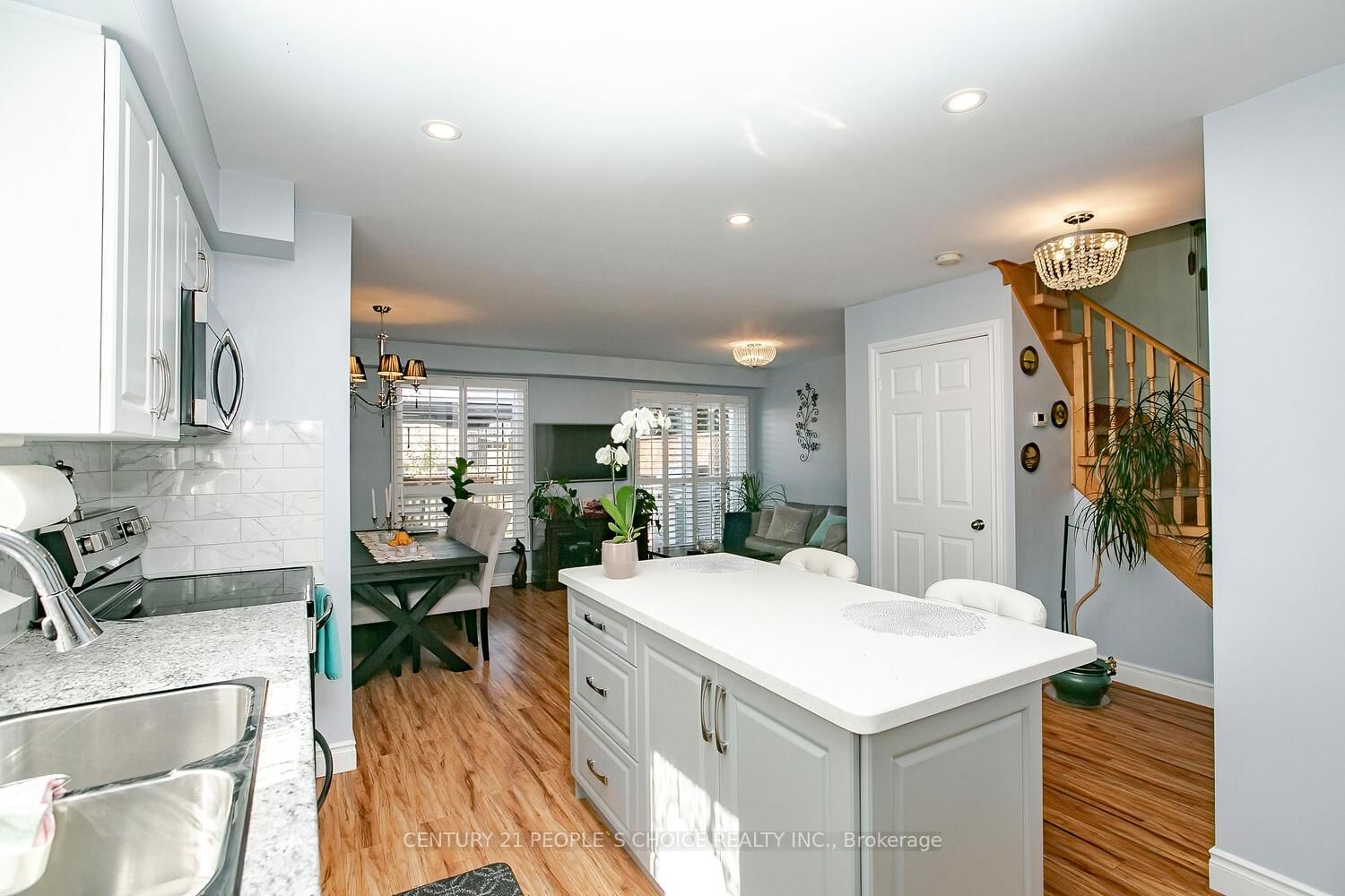 18 Hood Crescent • Brampton, ON photo 11