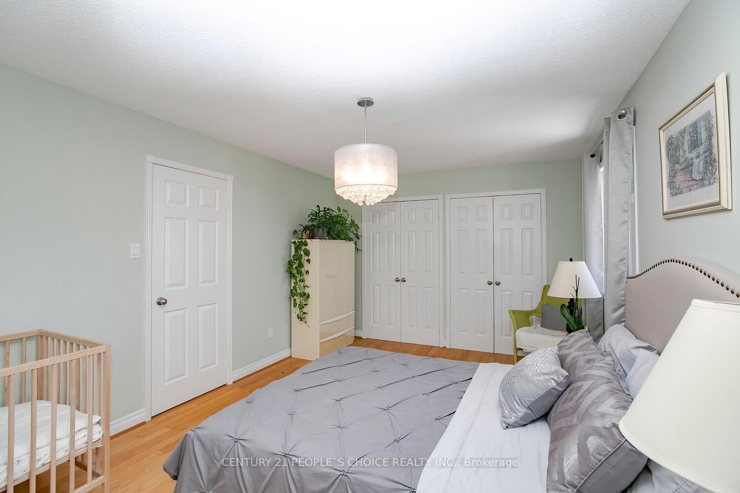 18 Hood Crescent • Brampton, ON photo 22