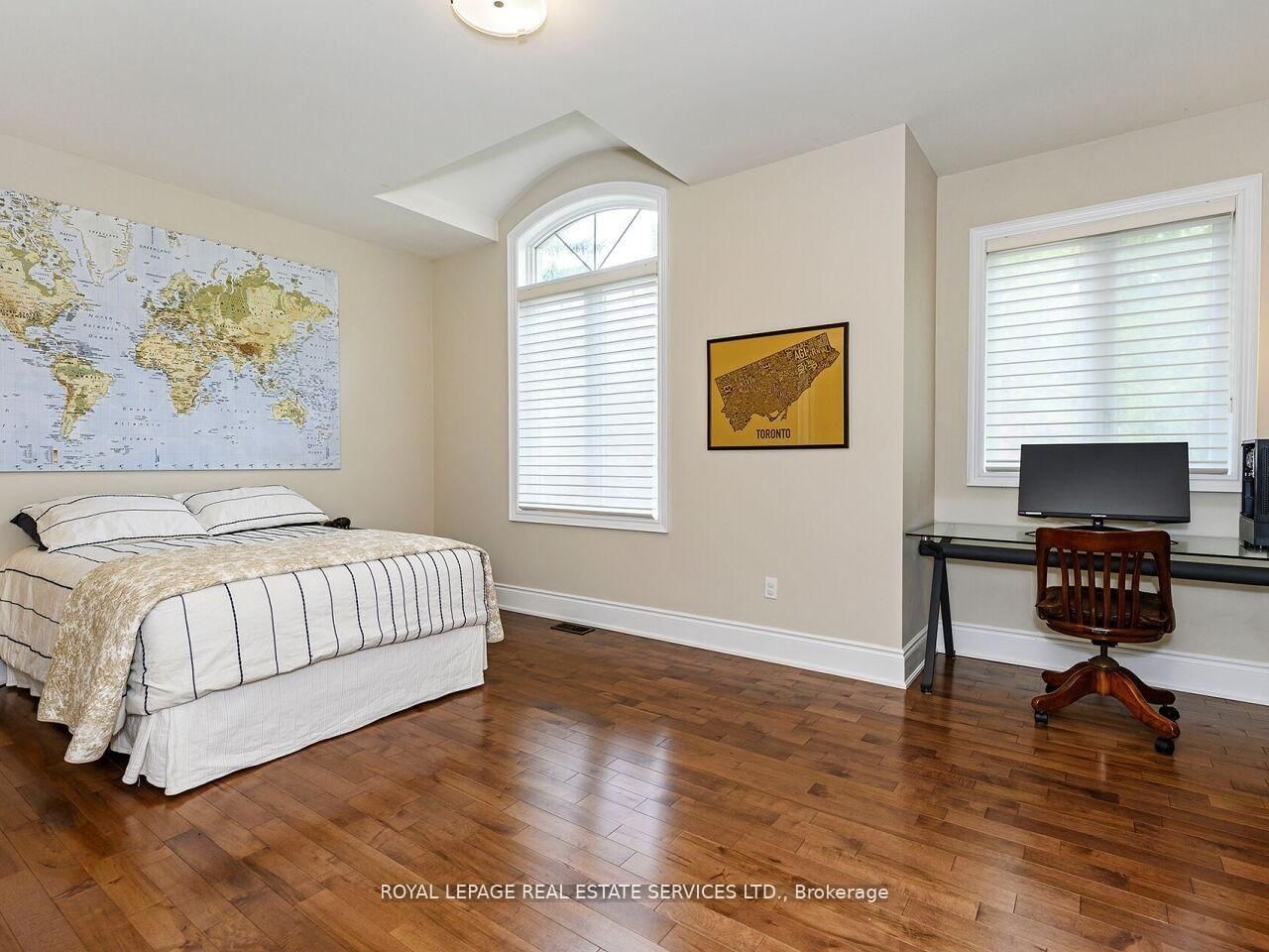 24 Jopling Avenue N • Toronto, ON photo 27