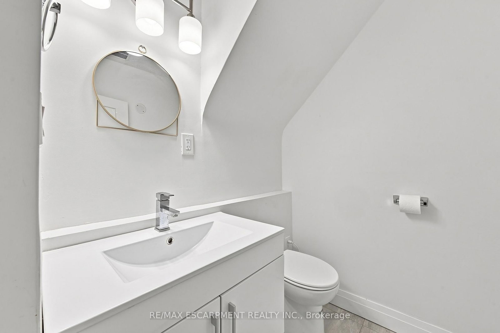 2177 Lakeshore Road • Burlington, ON photo 13