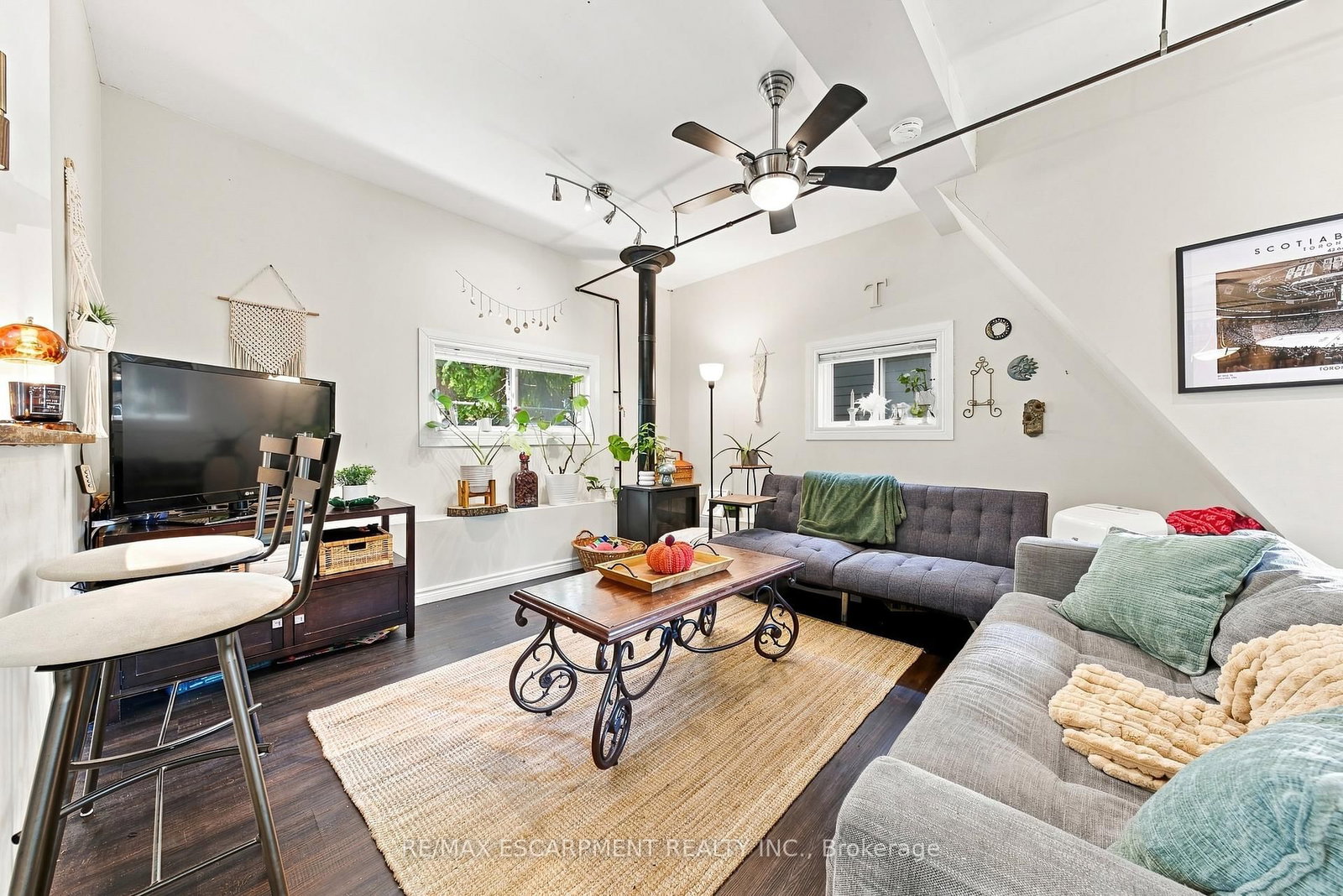 2177 Lakeshore Road • Burlington, ON photo 17