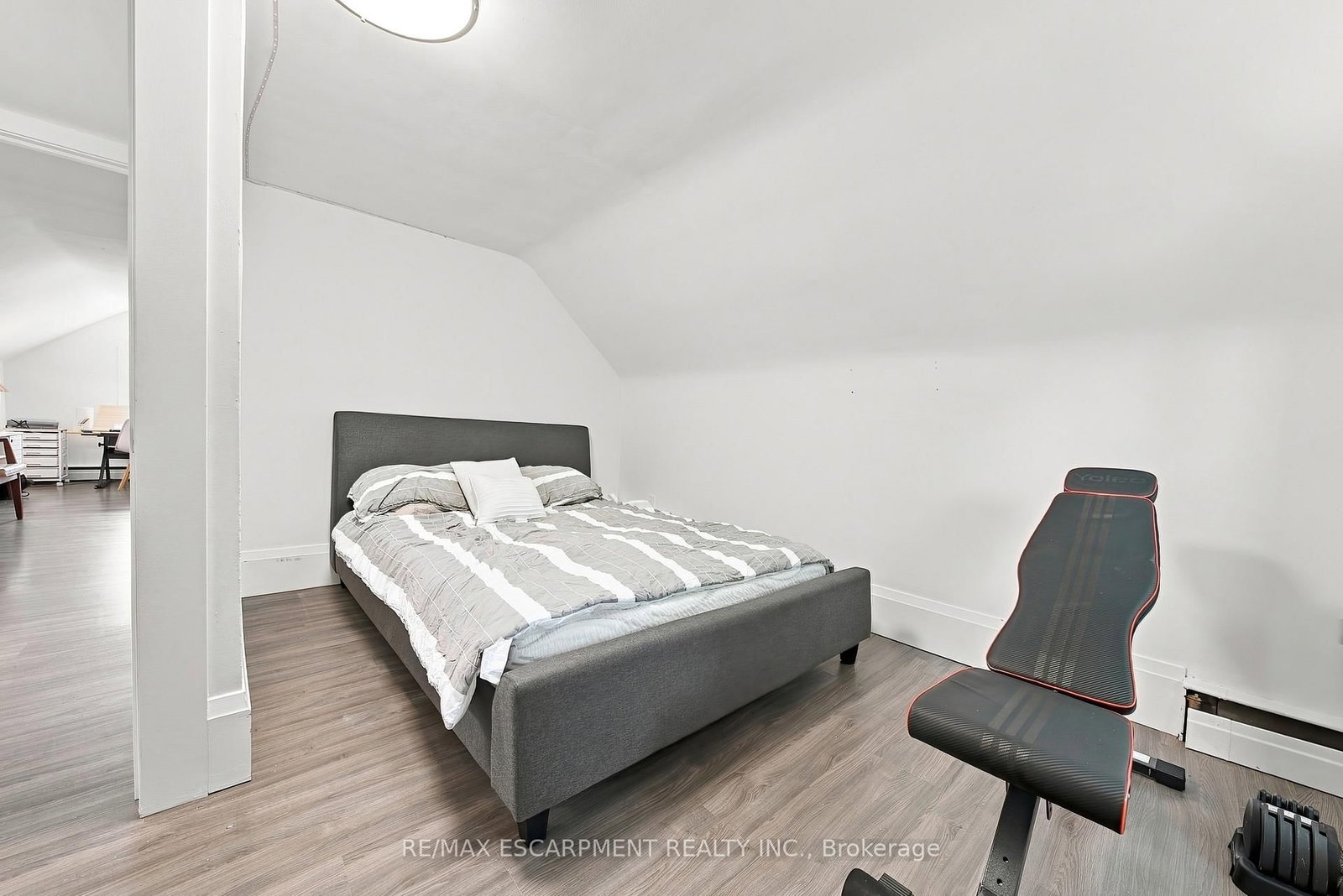 2177 Lakeshore Road • Burlington, ON photo 39