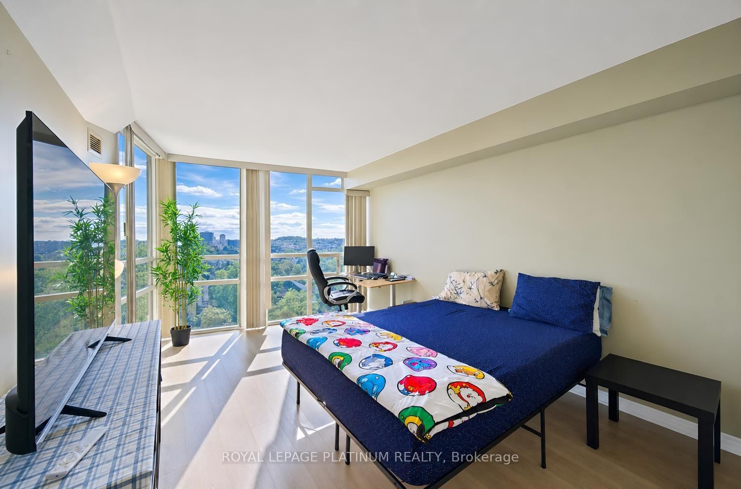 50 Eglinton Mississauga,ON L5R 3P5 — Photo 21