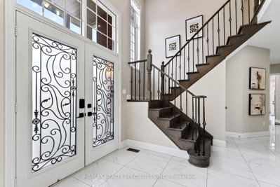 3463 Crimson King Circle • Mississauga, ON photo 6