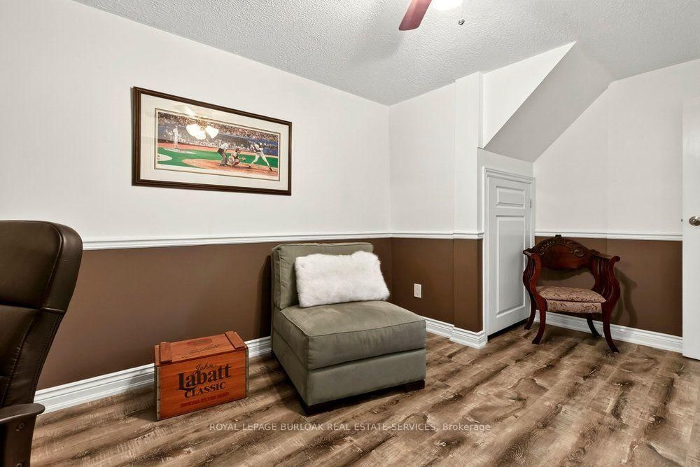 1346 Roylen Road • Oakville, ON photo 32