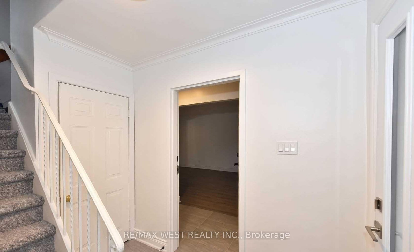 Main - 168 Strathnairn Avenue, Toronto 3