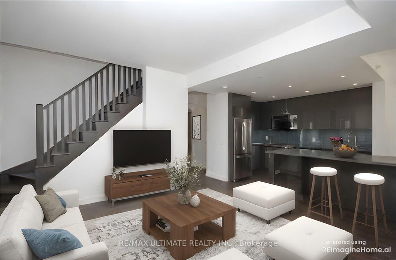 TH01 - 2212 Lake Shore Boulevard W