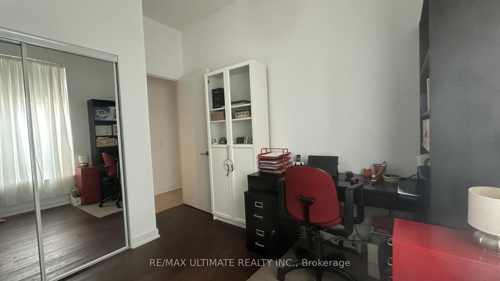2212 Lake Shore Boulevard W • #TH1 • Toronto, ON photo 12