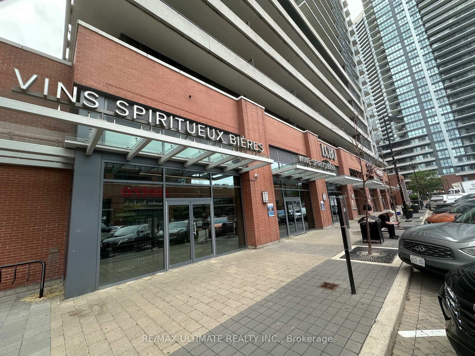2212 Lake Shore Boulevard W • #TH1 • Toronto, ON photo 19