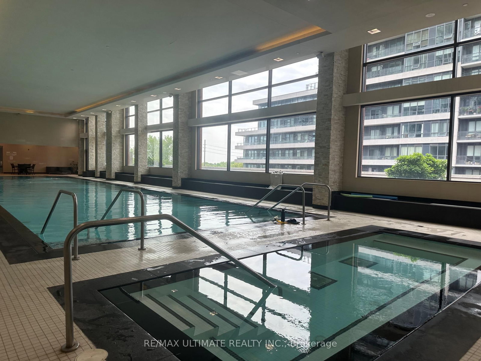 2212 Lake Shore Boulevard W • #TH1 • Toronto, ON photo 29