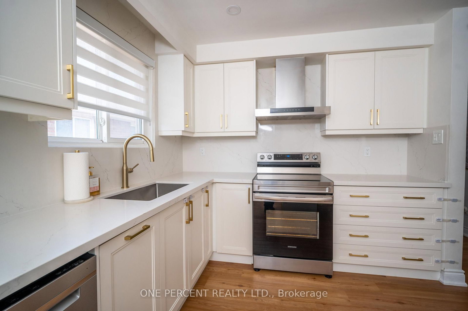 75 Plunkett Road • Toronto, ON photo 12