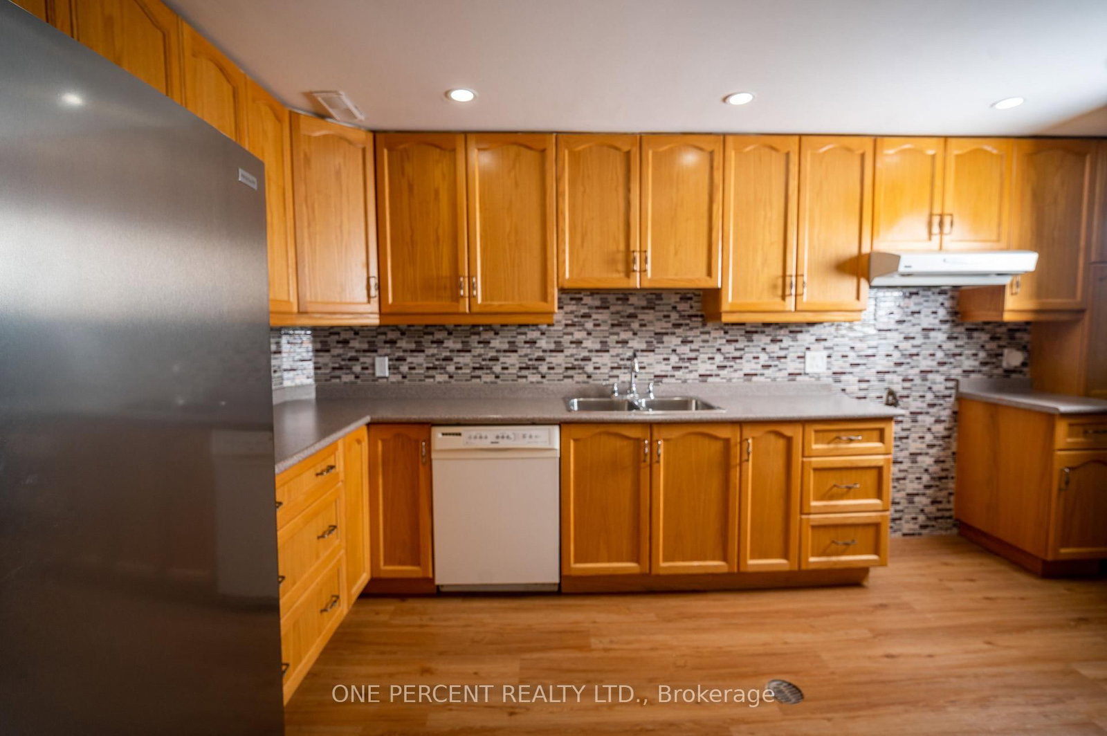 75 Plunkett Road • Toronto, ON photo 25