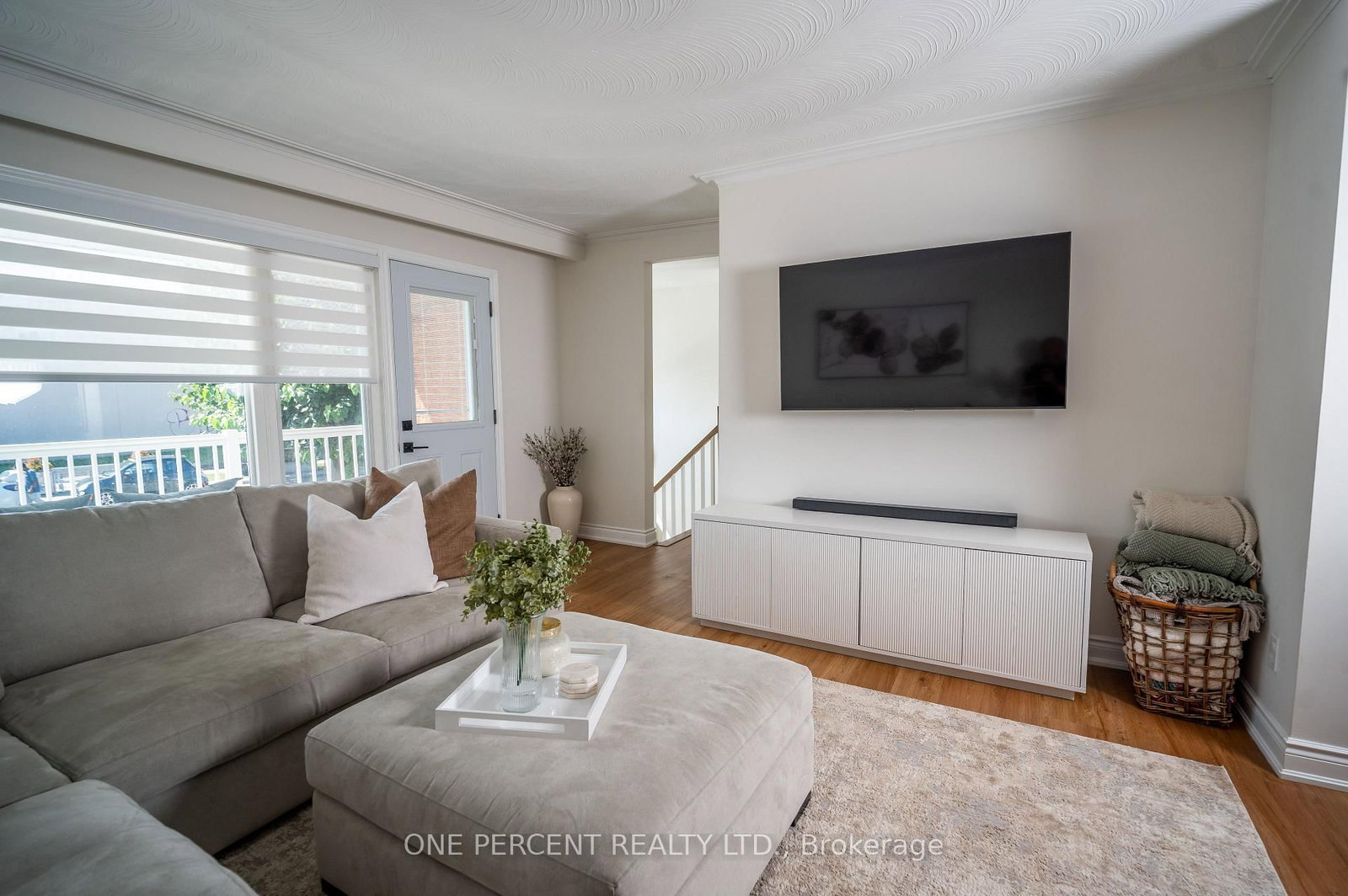 75 Plunkett Road • Toronto, ON photo 5
