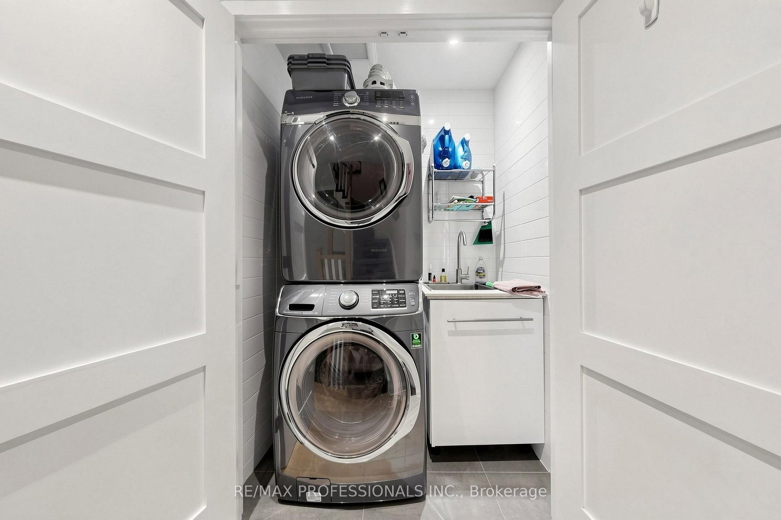 1064 Queen Street W • #15A • Mississauga, ON photo 35